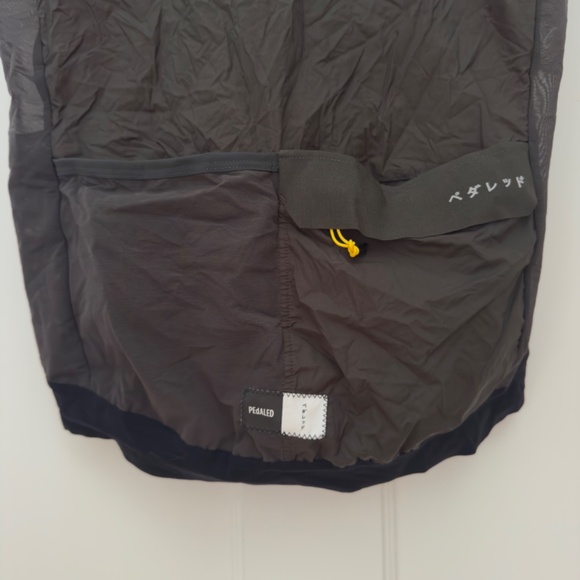 Men's Gray Vest - Picture 5 of 6